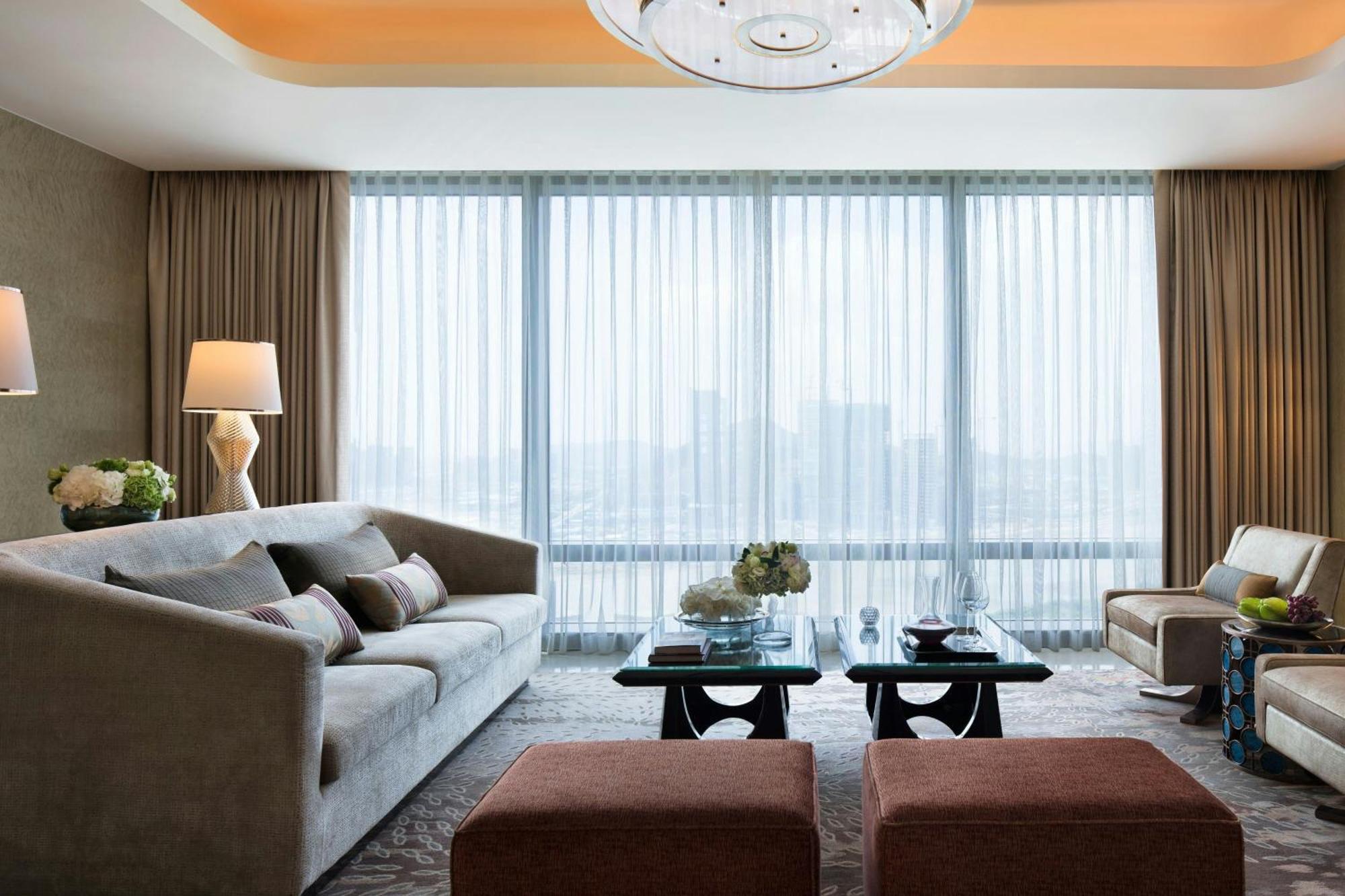 Отель Jw Marriott