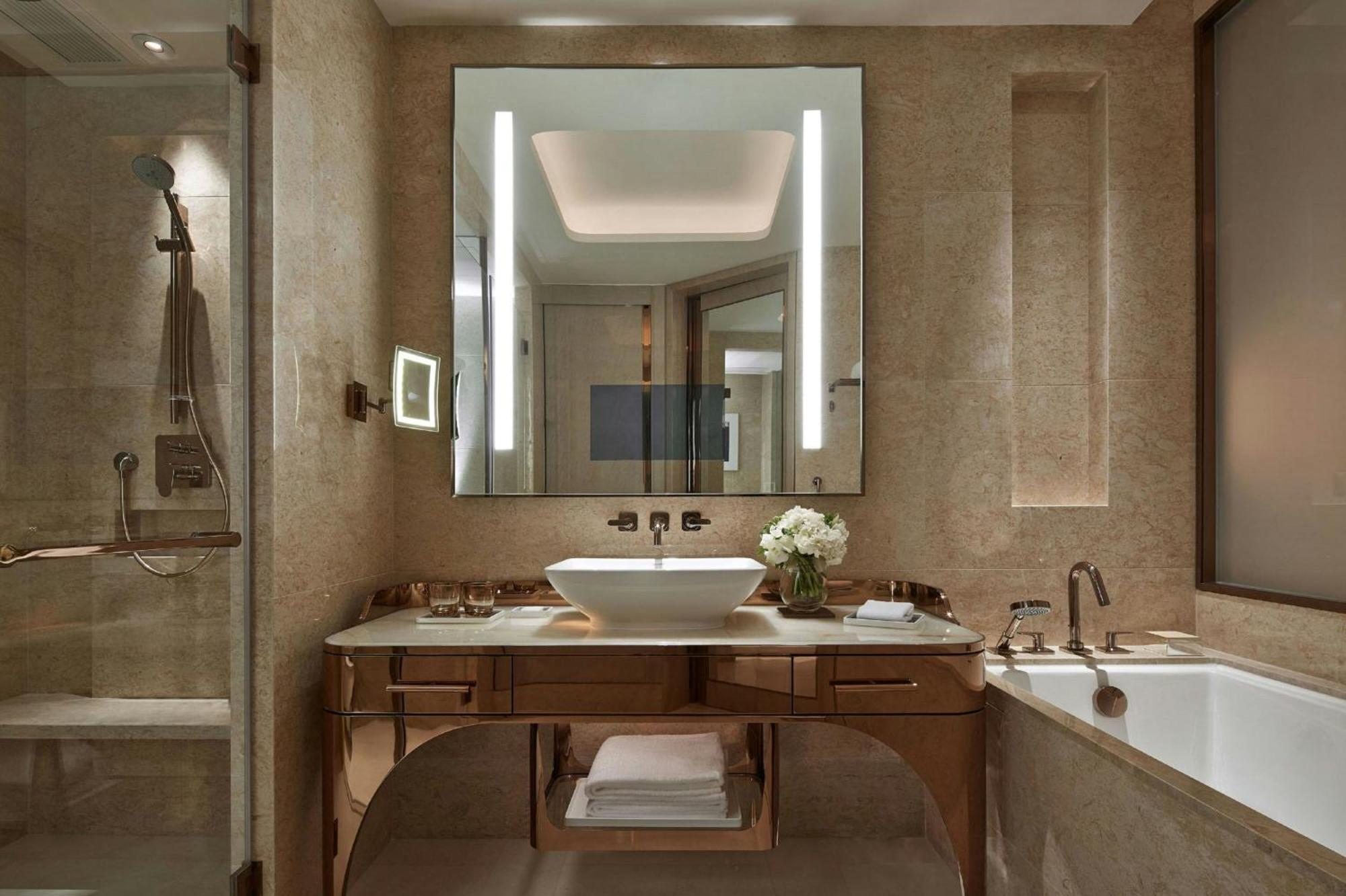 Отель Jw Marriott